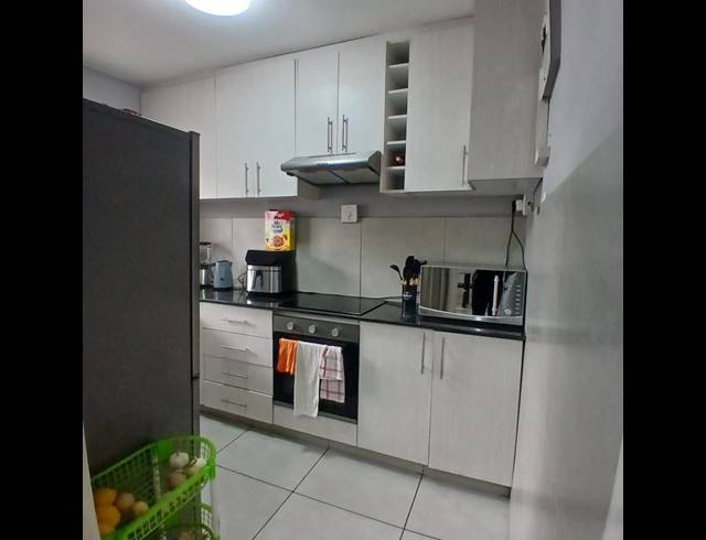 2 BEDROOM APARTMENT FOR SALE IN MONTCLAIR